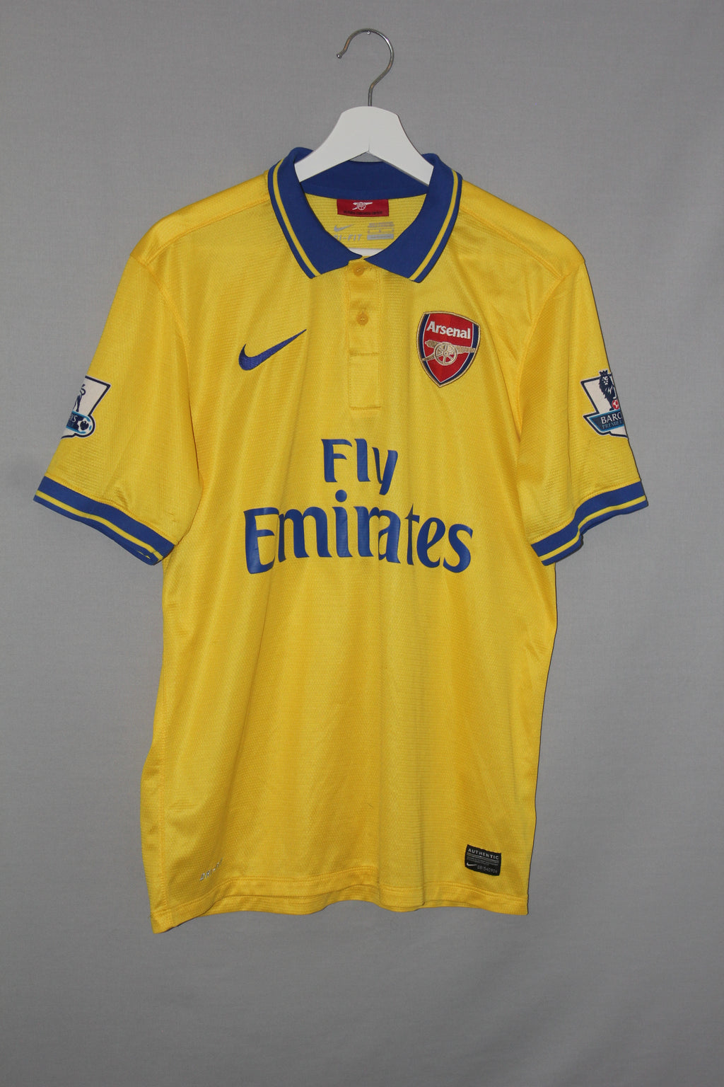 2013/14 - Arsenal FC - Mesut Özil #11 (M)