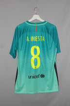 2016/2017 - FC Barcelone - Iniesta #8 (L)