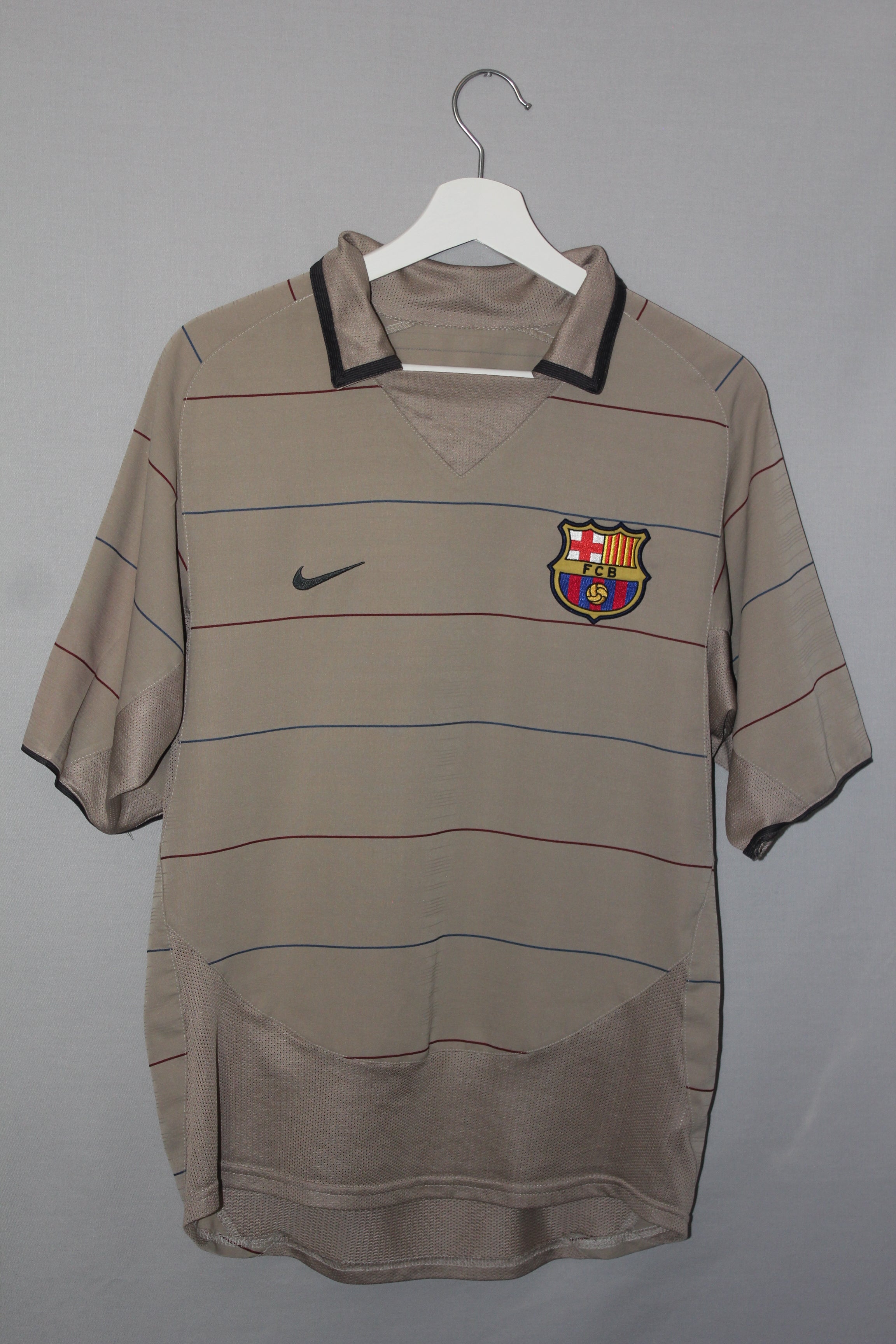 2004/05 - Barcelone - Ronaldinho #10 (S)