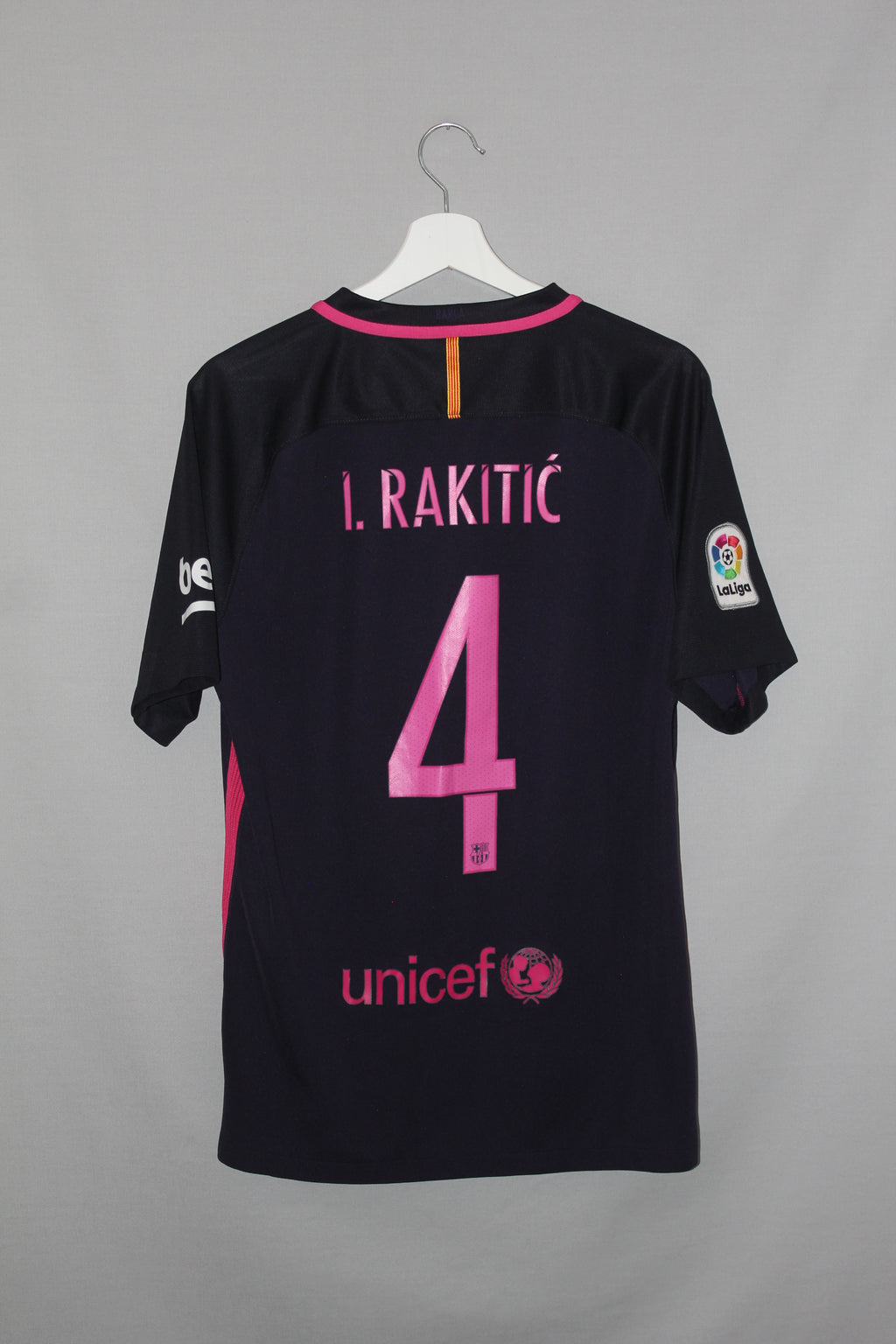 2016/2017 - FC Barcelone - Rakitić #4 (M)