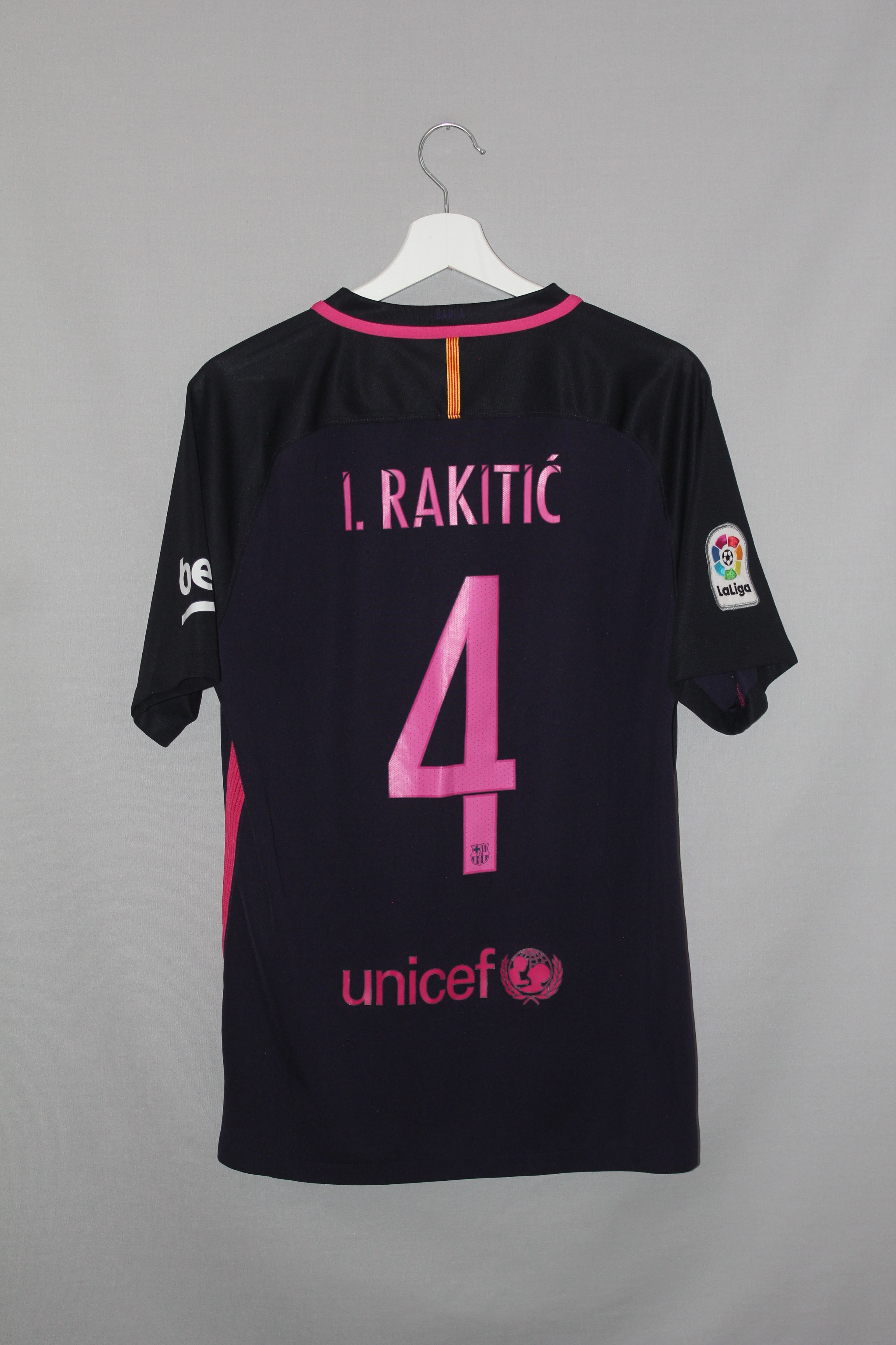 2016/2017 - FC Barcelone - Rakitić #4 (M)