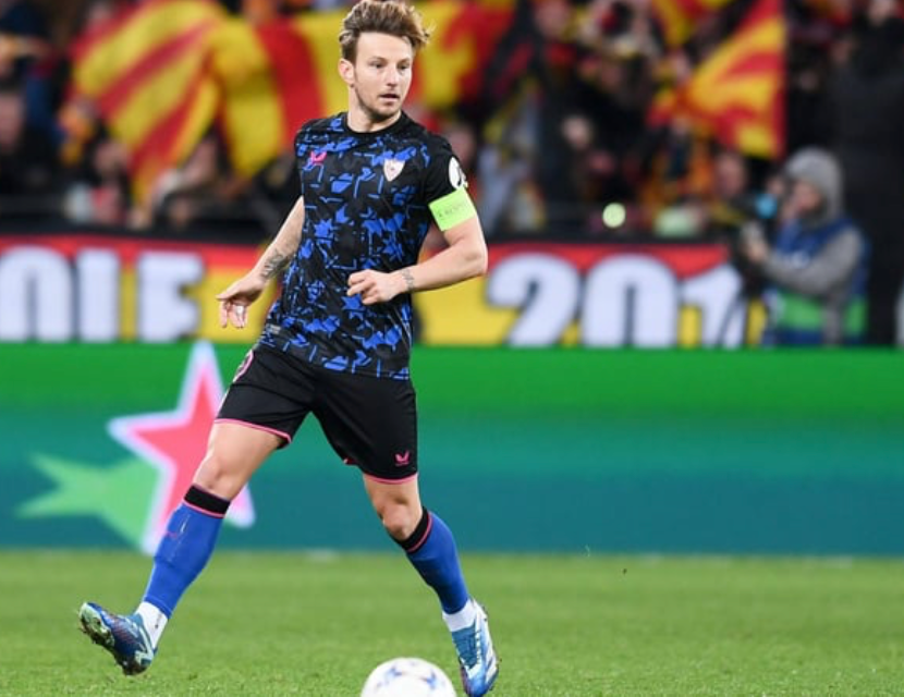 2023/24 - Seville FC - Rakitic #10 (M)