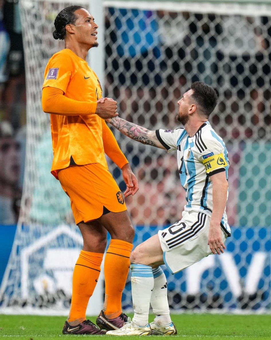 2021/22 - Pays-Bas - Van Dijk #4 (S)