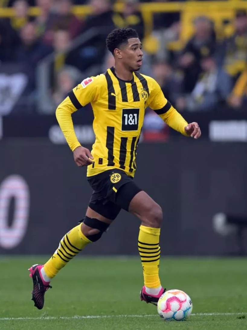 2022/23 - Borussia Dortmund - Bellingham #22 (L)