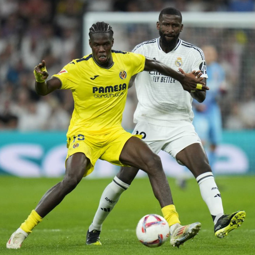 2024/25 - Villareal CF - Barry #15 (L)