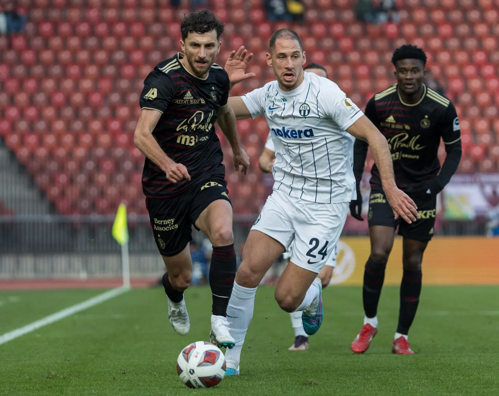 2022/23 - Servette FC - Magnin #20 (S)