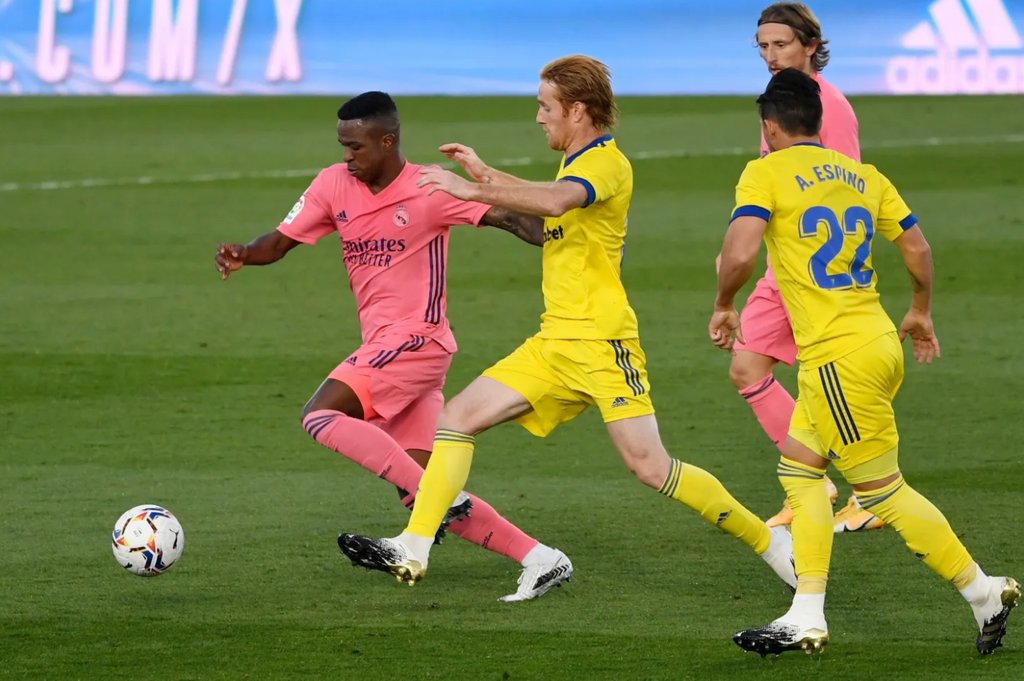 2020/2021 - Real Madrid - Vinicius Jr #20 (M)