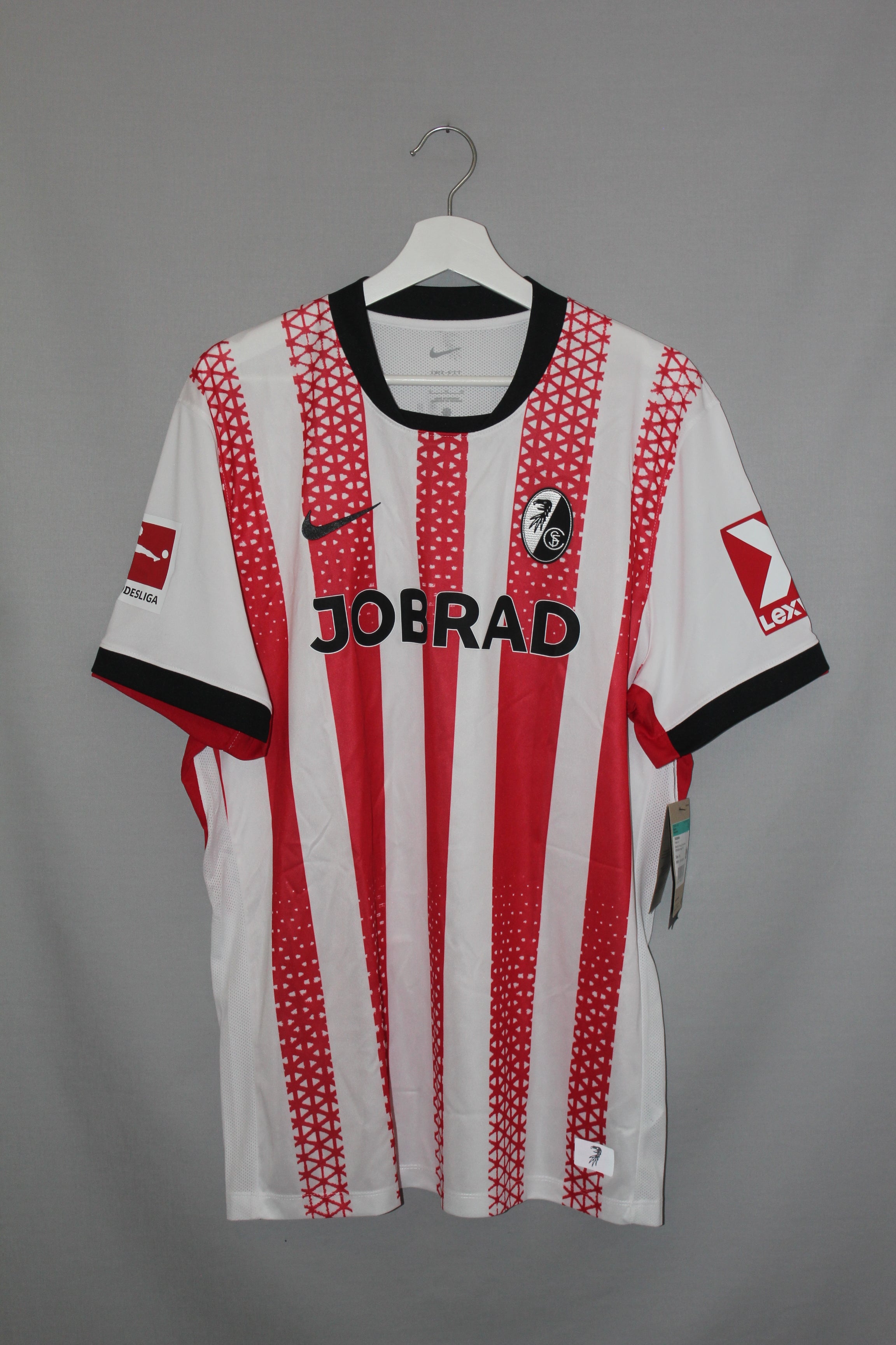 2025/26 - SC Freiburg - Manzambi #44 (XL)