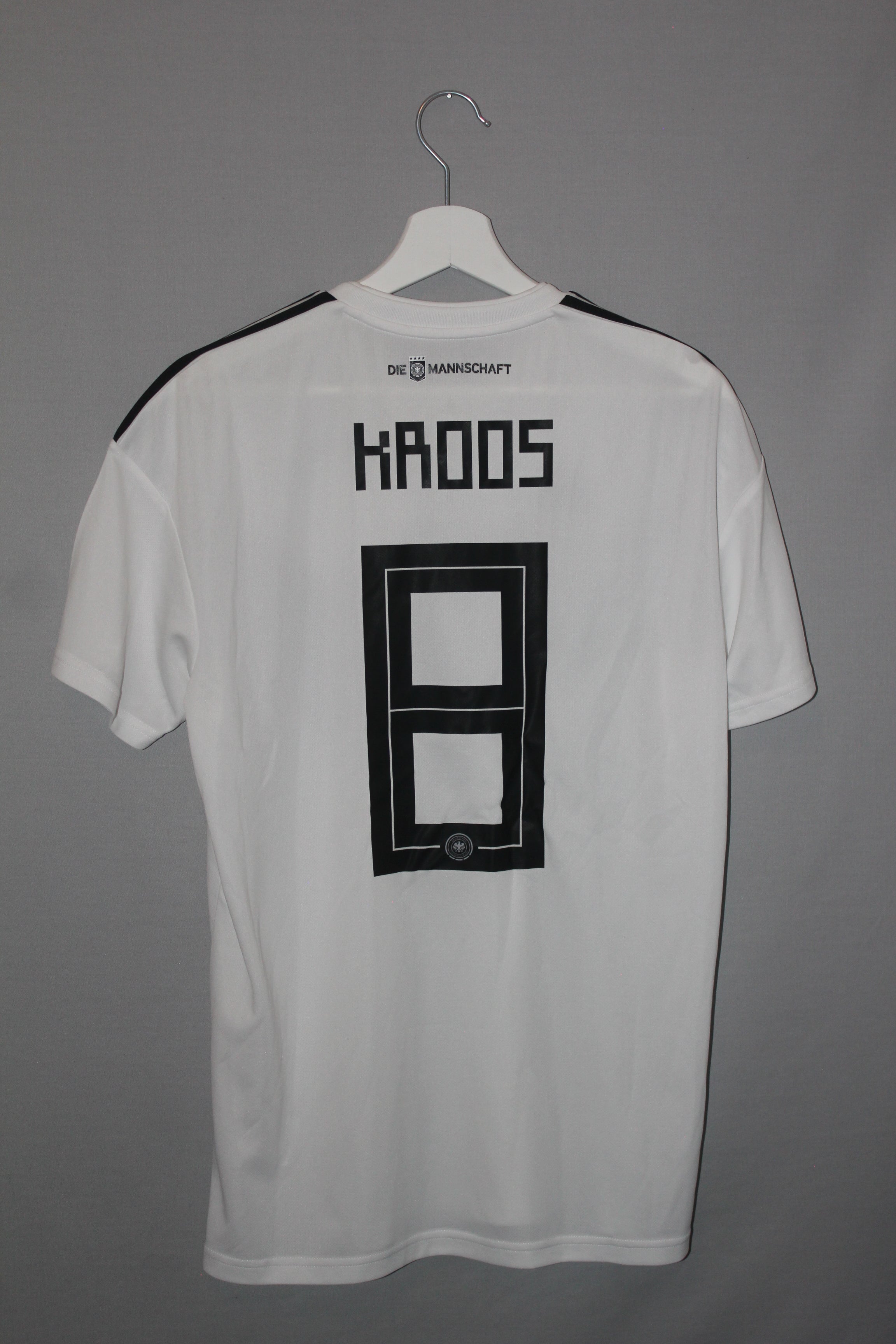 2017/18 - Allemagne - Kroos #8 (M)
