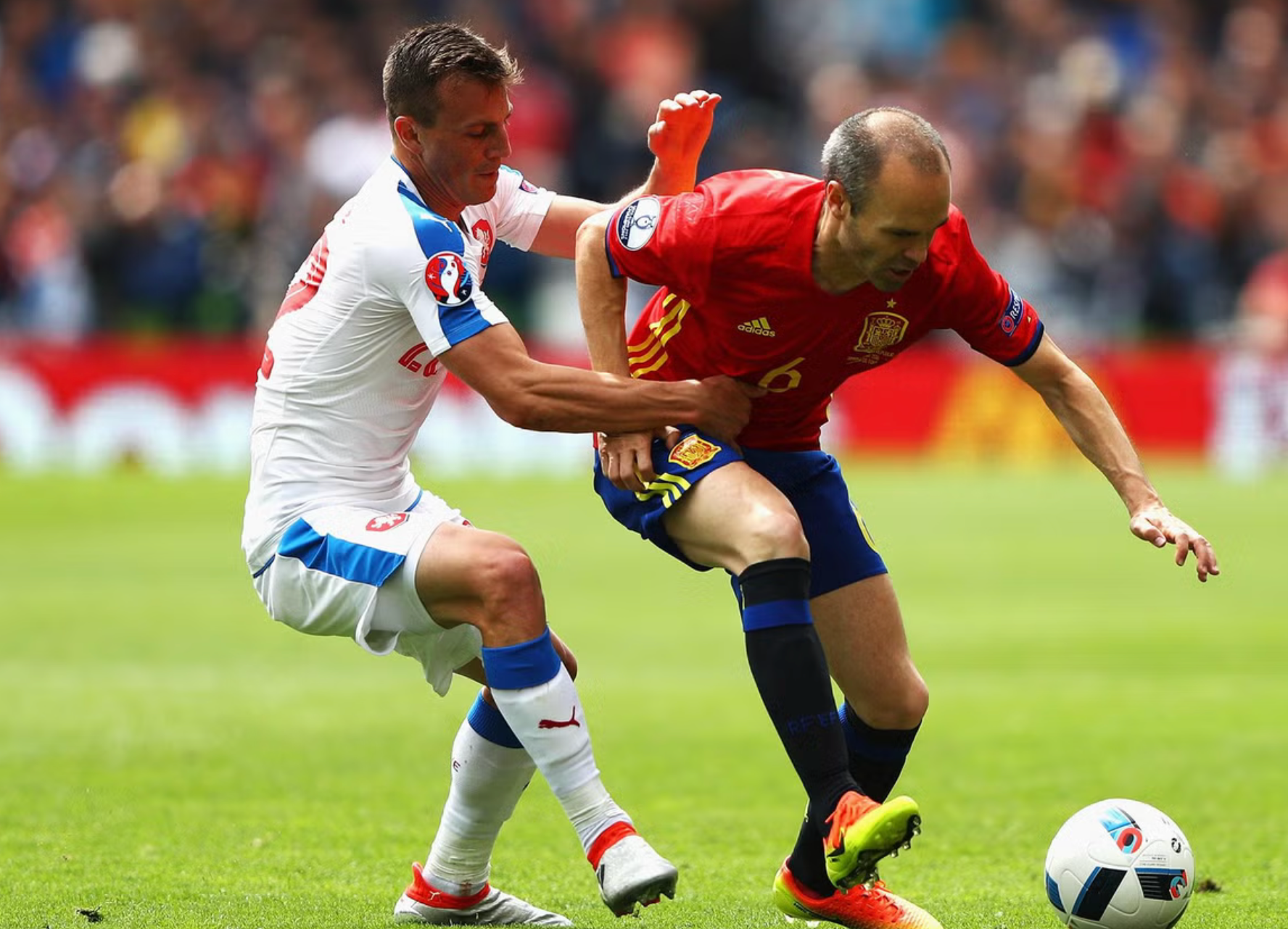 2015/2016 - Espagne - Iniesta #6 (M)