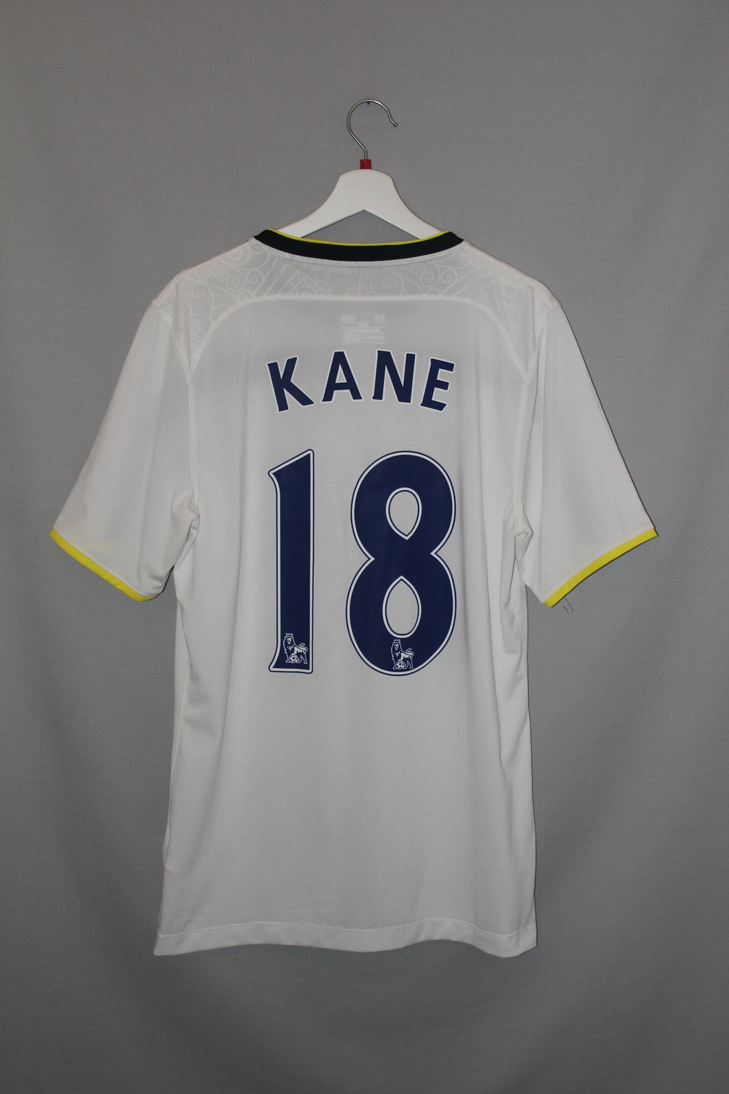 2014/15 - Tottenham Hotspur - Kane #18 (L)