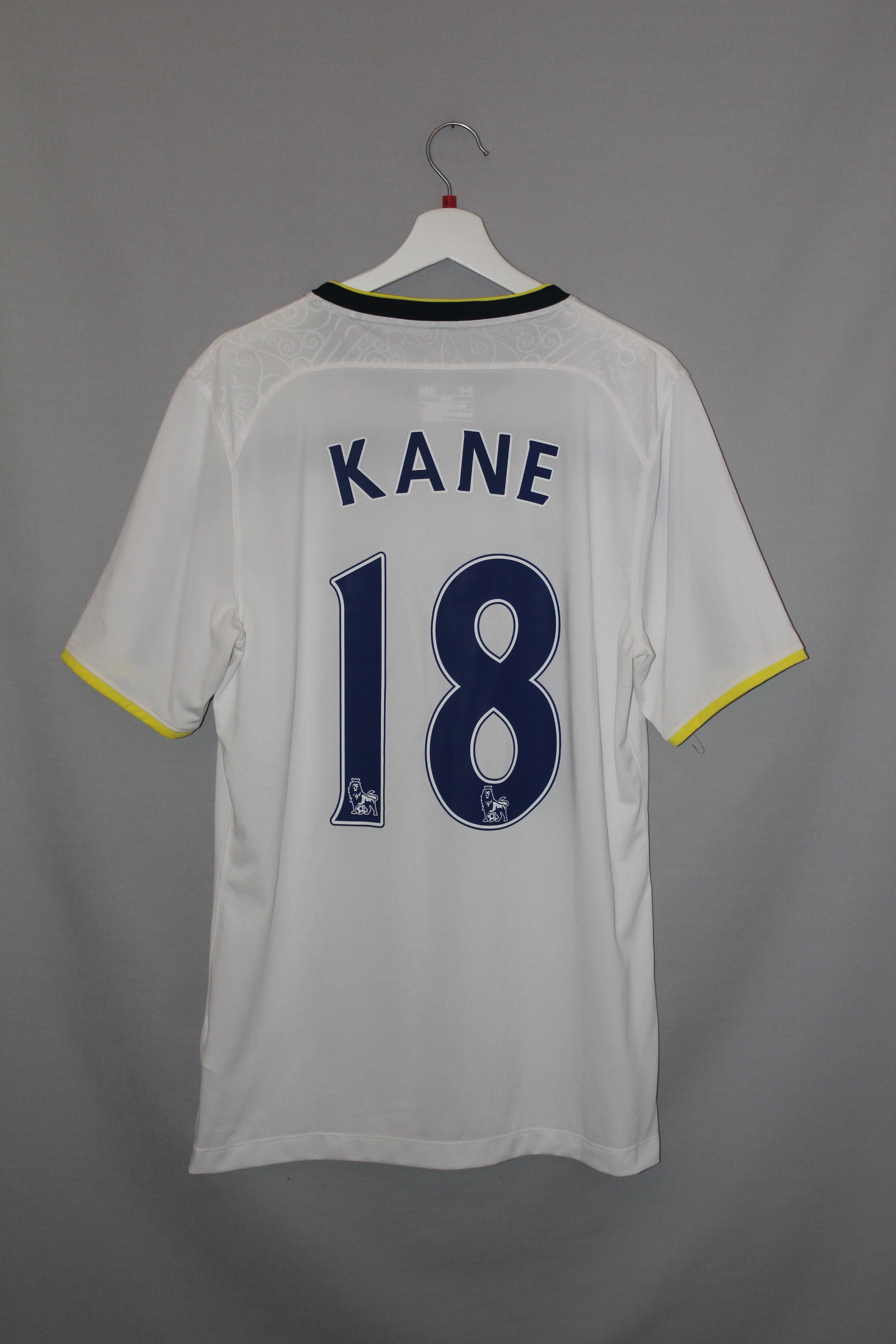 2014/15 - Tottenham Hotspur - Kane #18 (L)